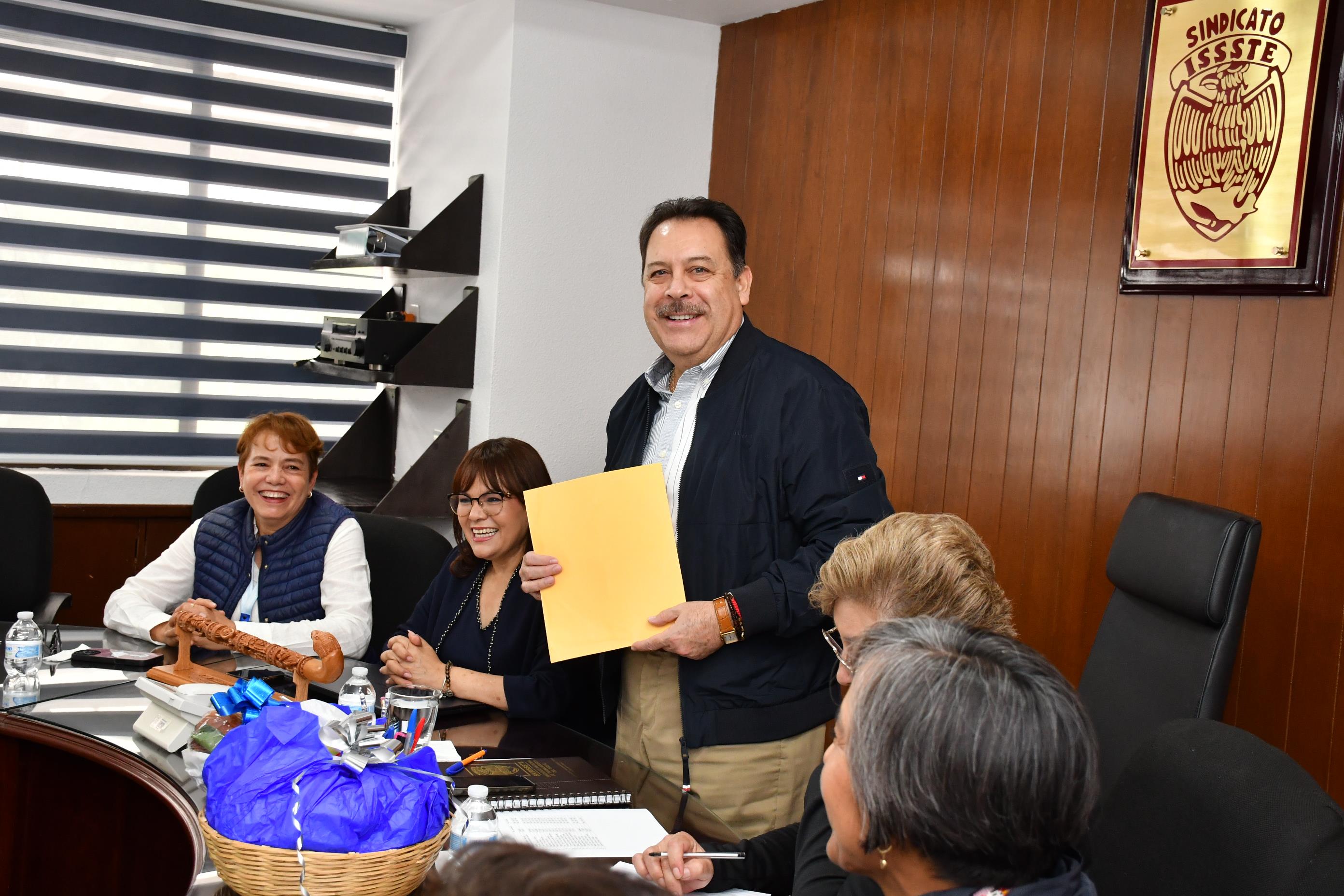 Audiencia con compañeros del estado de Tlaxcala